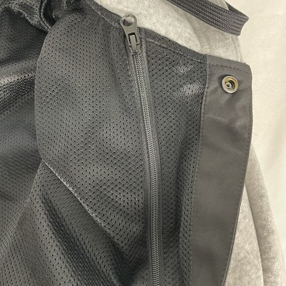 runDisney Marathon 2020 Finisher Jacket Fleece Hoodie XL - Picture 6 of 7